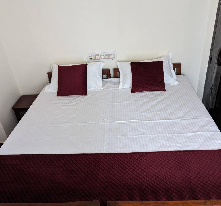 Kannur Bed & Breakfast | Hill Top Homes