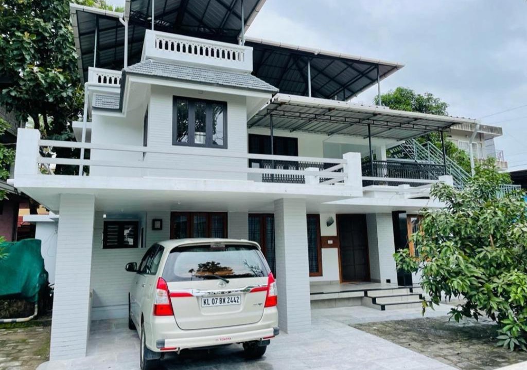 Kakkanad Villa | HISHAM VILLA