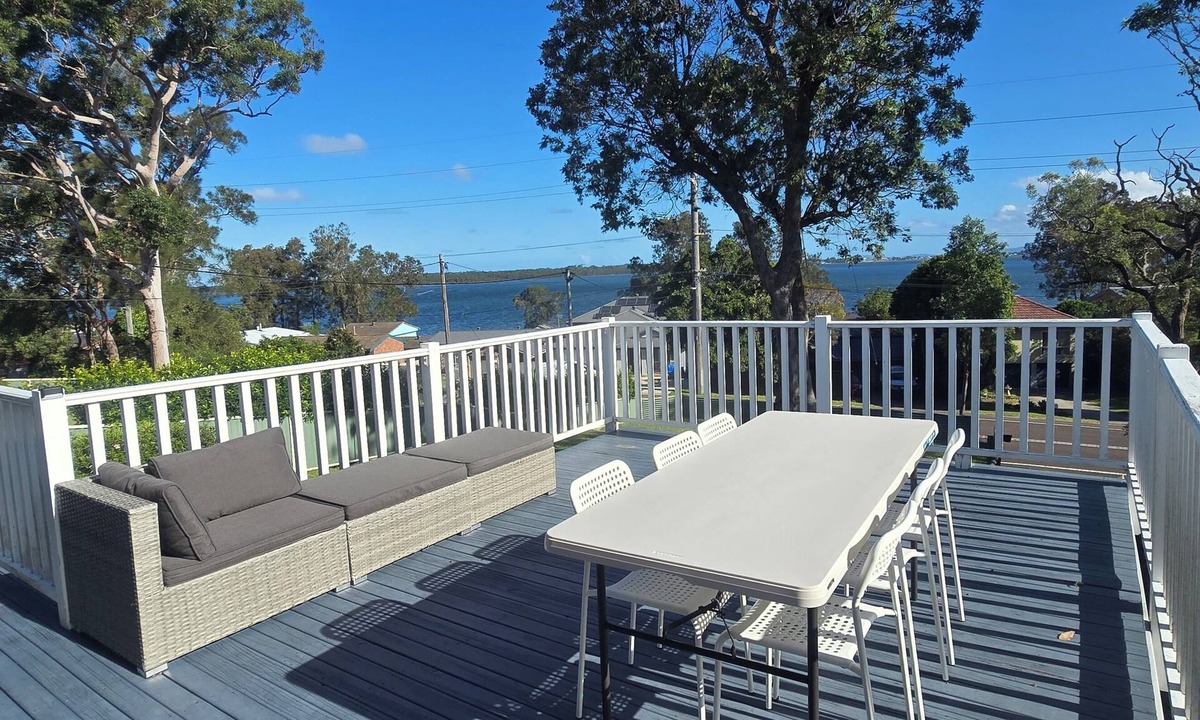 Budgewoi House | Home with water view in Central Coast