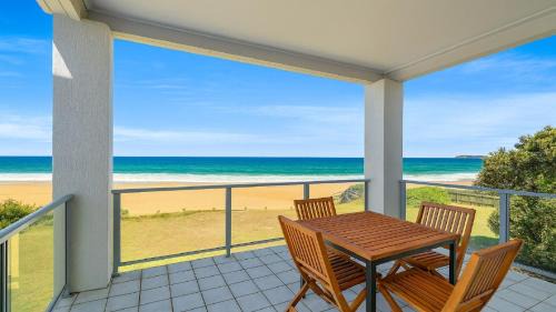Wamberal House | Horizons