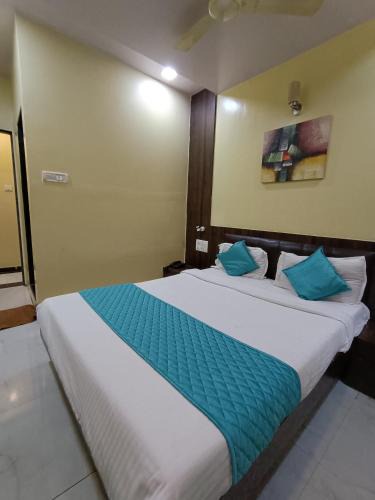Cuffe Parade Hotel | Hotel Amber-colaba