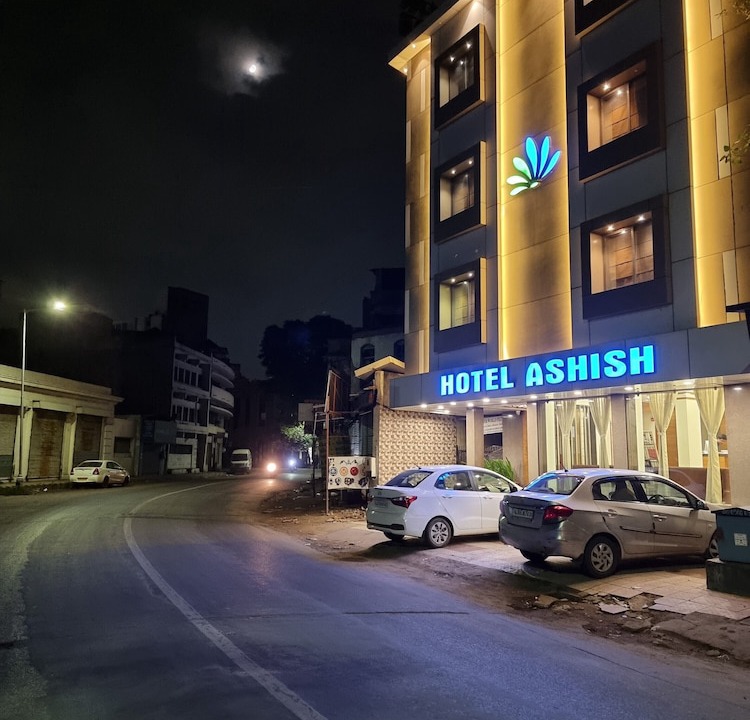 Ahmedabad City Centre Hotel | Hotel Ashish