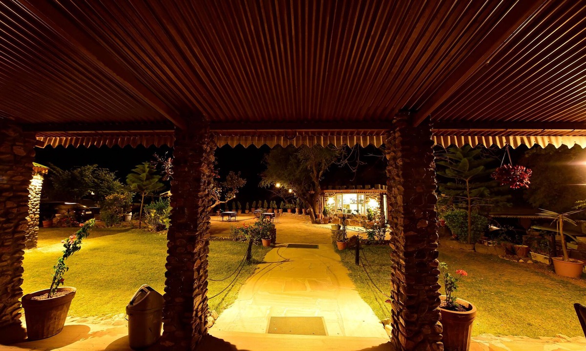 Mount Abu Hotel | Hotel Castle Rock Mount Abu by SAH