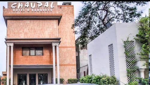Sector 14 Hotel | Hotel Chaupal By Casa Bella