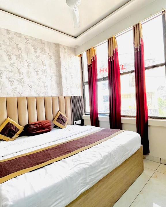 Bareilly Hotel | Hotel Green Apple