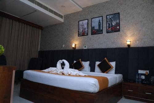 Khammam Hotel | HOTEL JBS Minerva Grand