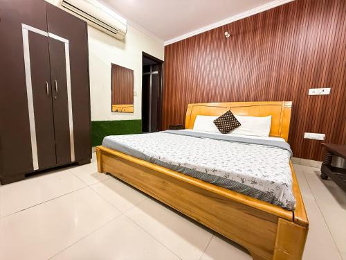 Karol Bagh Hotel | Hotel Joy Premium - Karol Bagh