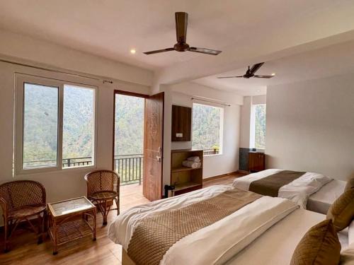 Sitapur Hotel | Hotel Kedarkhand