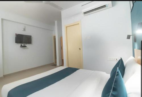 Kolkata Hotel | Hotel Mayfair Tower