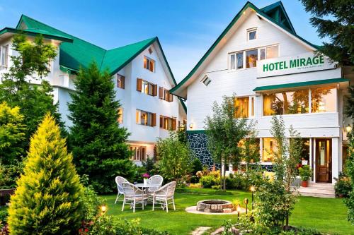 Rajbagh Hotel | Hotel Mirage