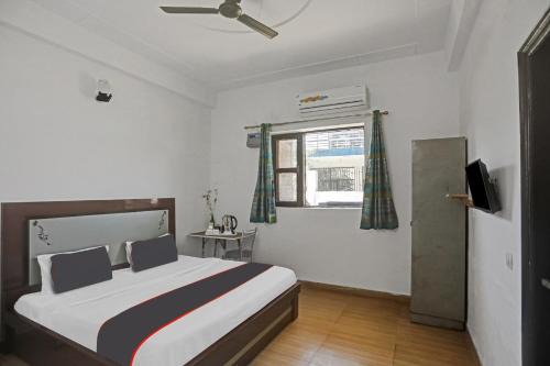 IMT Manesar Hotel | Hotel Naveen Stay