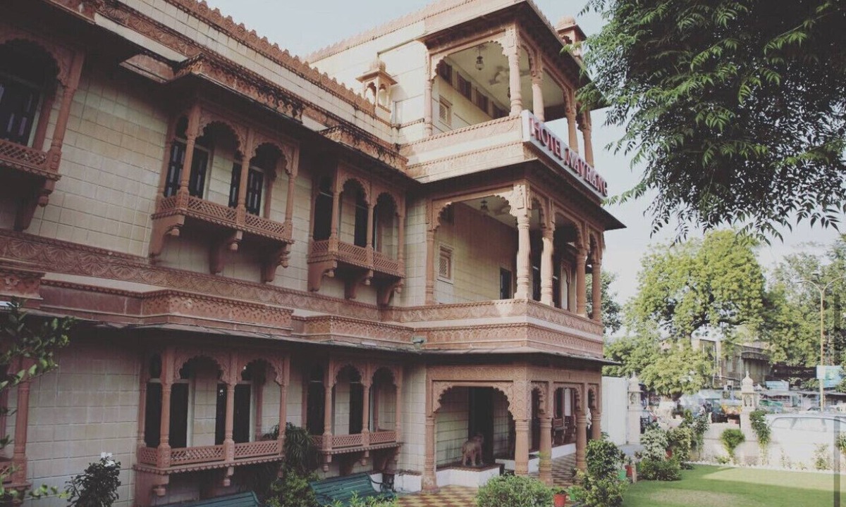 Kota Hotel | Hotel Navrang
