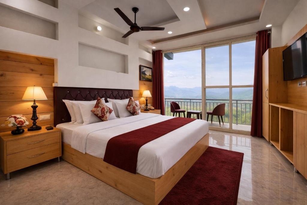 Model Town House | Hotel Nitya, Manali