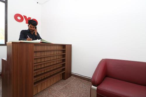 Faridabad Hotel | Hotel O Rex Cabana