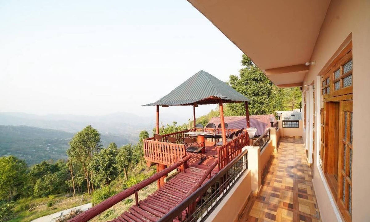 Shitlakhet Hotel | Hotel Pine & Dine Almora