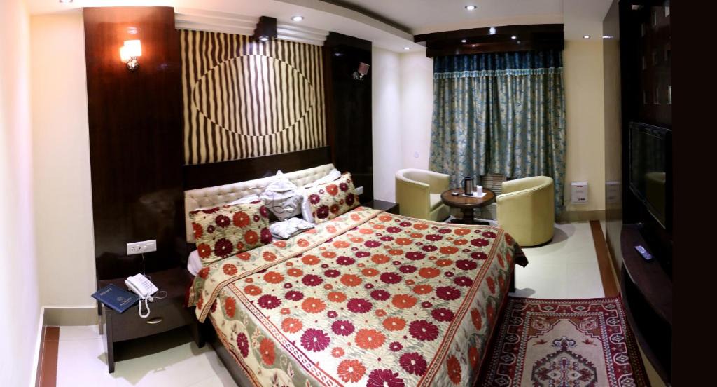 Haridwar Hotel | Hotel Raj Mandir