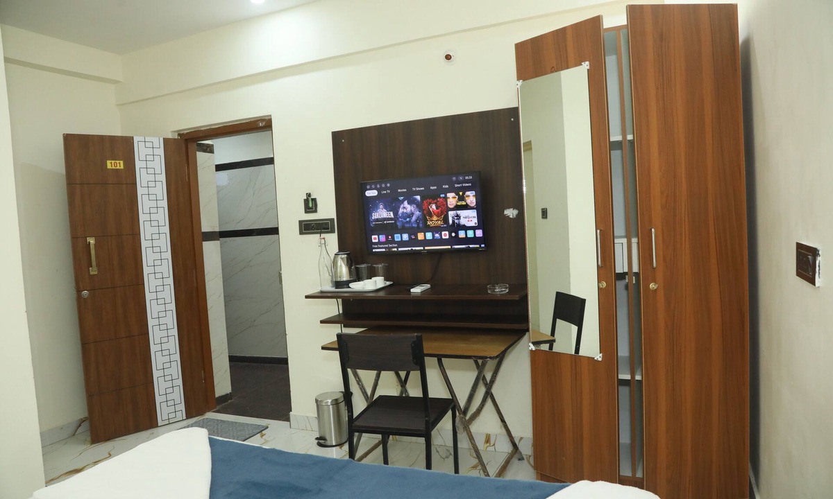 Whitefield Hotel | Hotel Rest O ITPL