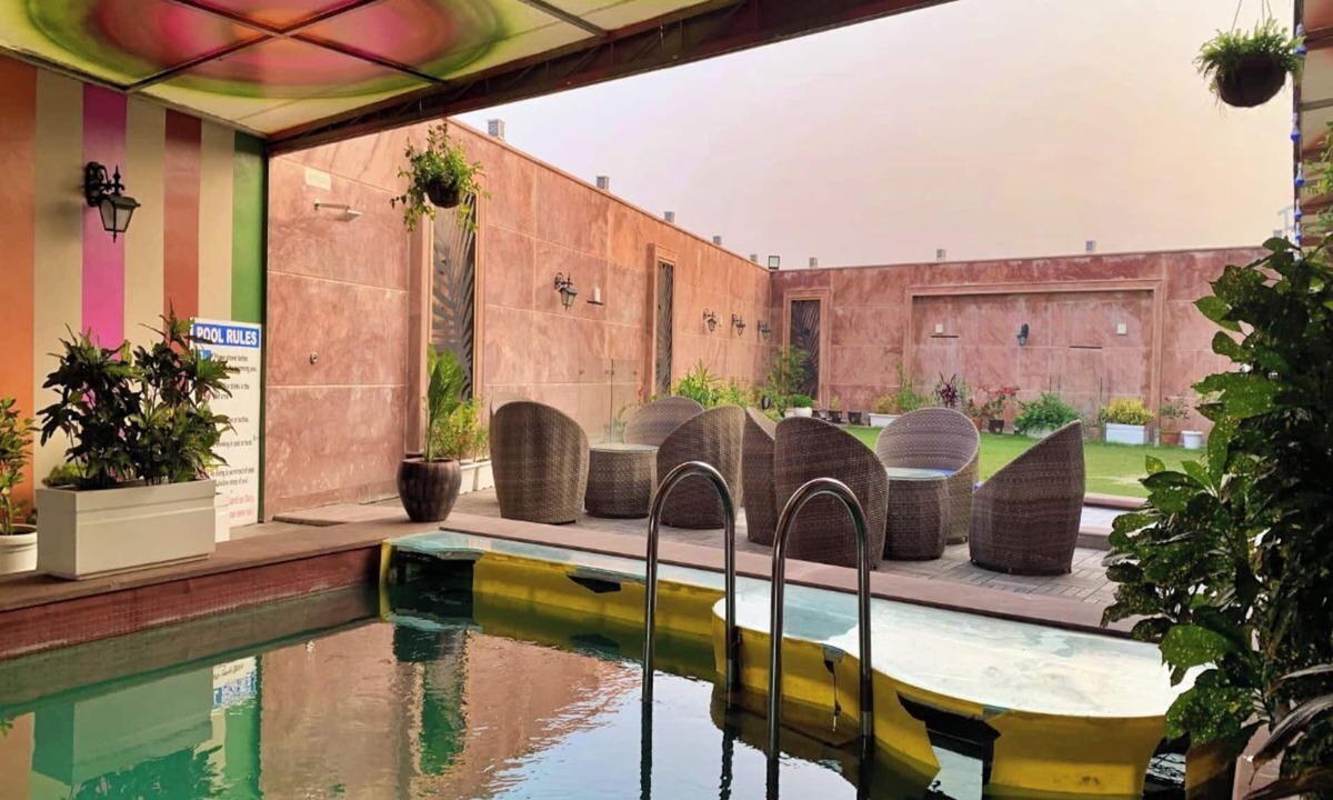 Varanasi Hotel | Hotel Runway Inn