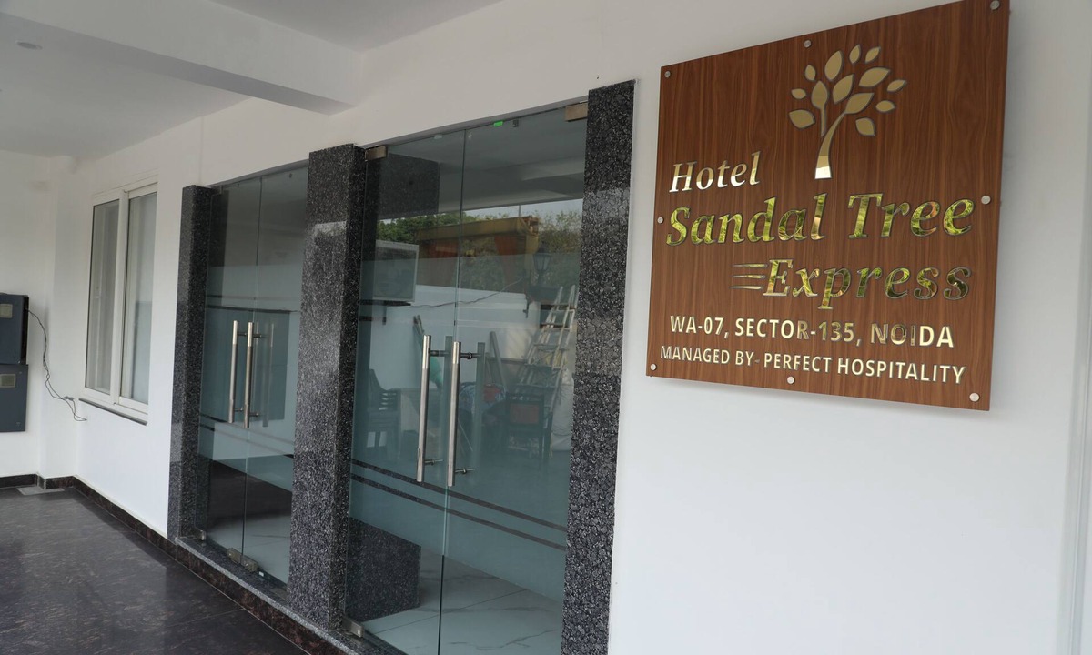 Noida Hotel | Hotel Sandal Tree Express
