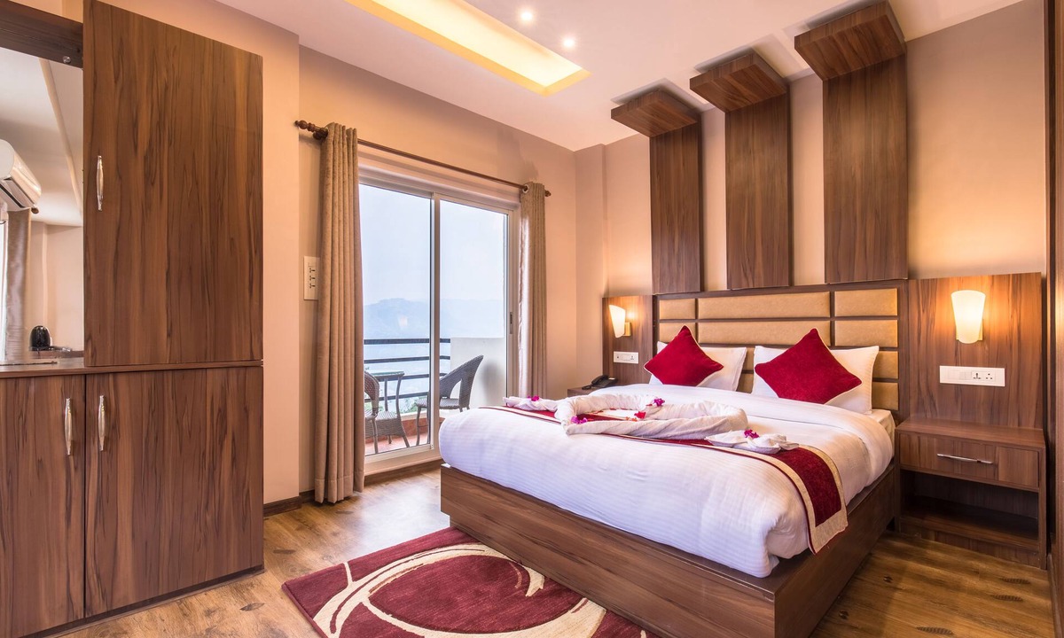 Dhulikhel Hotel | Hotel Sarathi