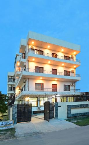 Noida Hotel | Hotel The York