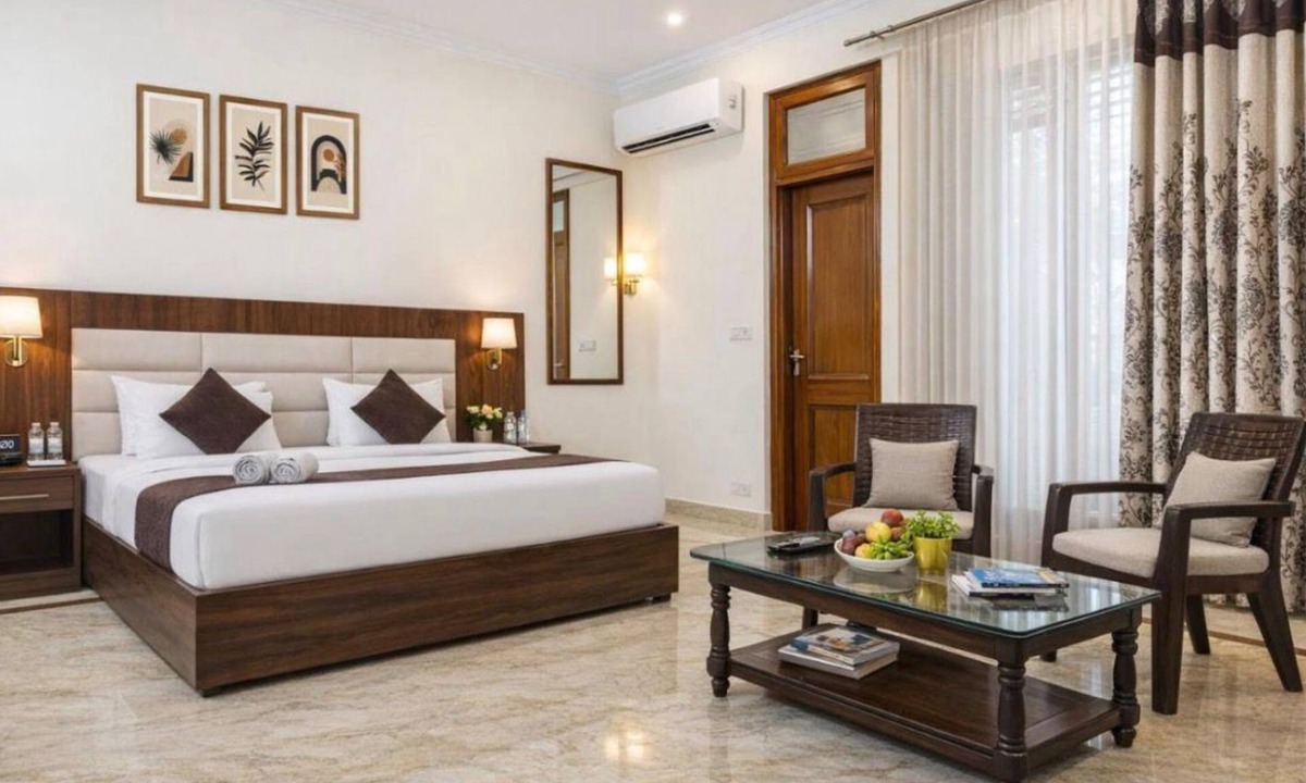 Sector 27 Hotel | Hotel Warm Welcome Inn