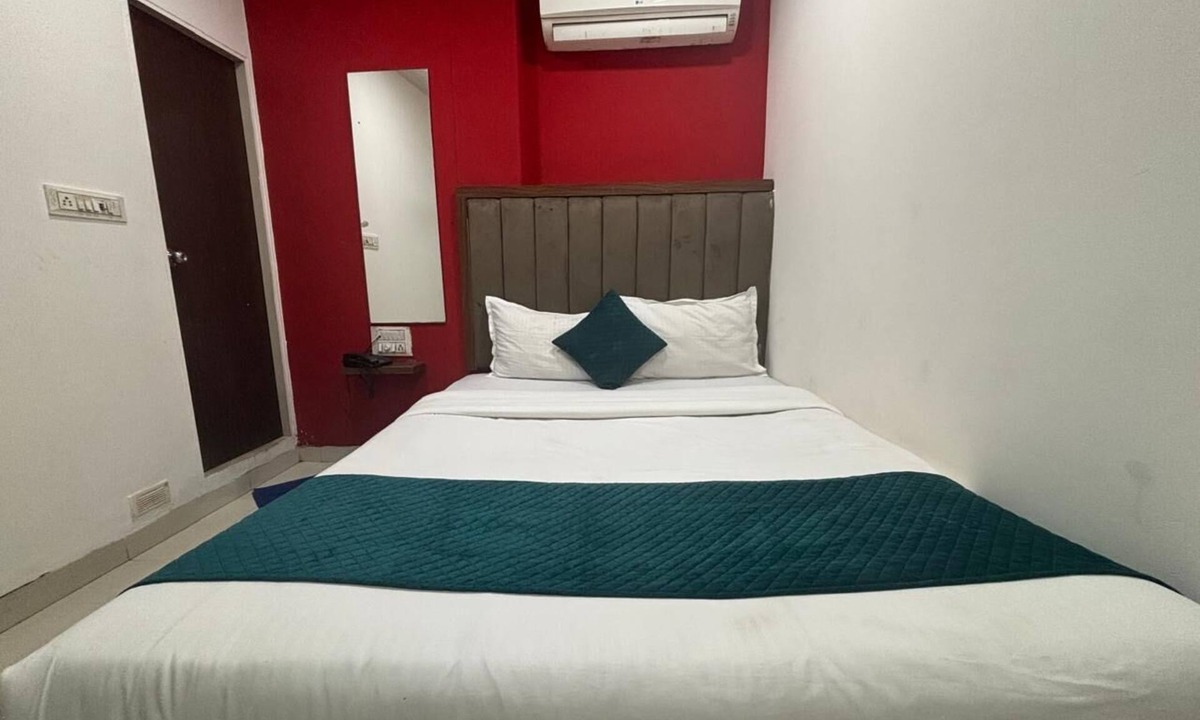 Jogeshwari West Hotel | Hotel Zampex Executive