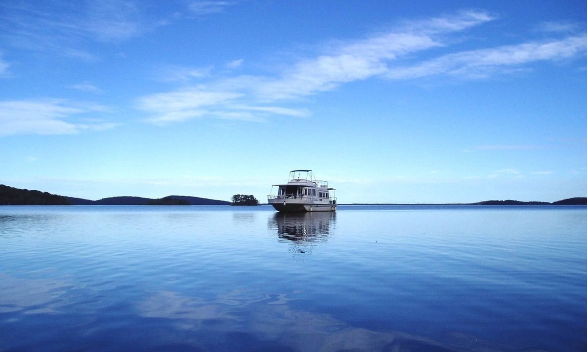 Bulahdelah Boat Rental | Houseboat Hire Myall Lakes National Park NSW