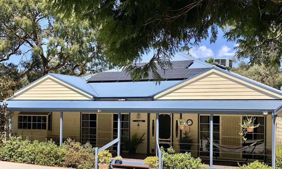 Heathcote Junction House | Howay Retreat - your relaxing home away from home.