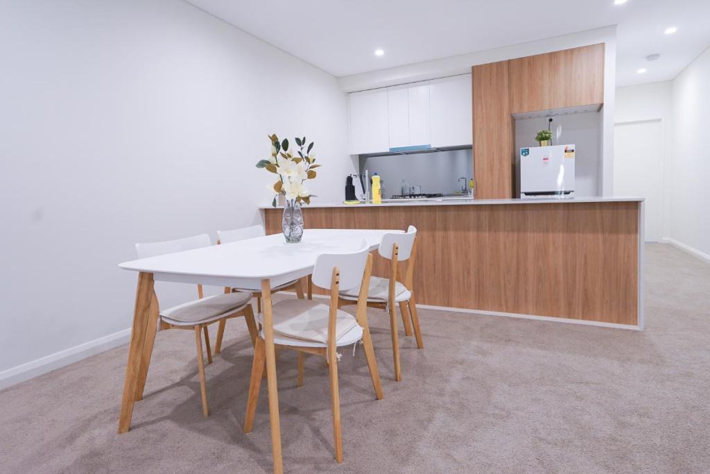 Ashfield Apartment | Inner Sydney Ashfield Brand New Apartment 3min train station