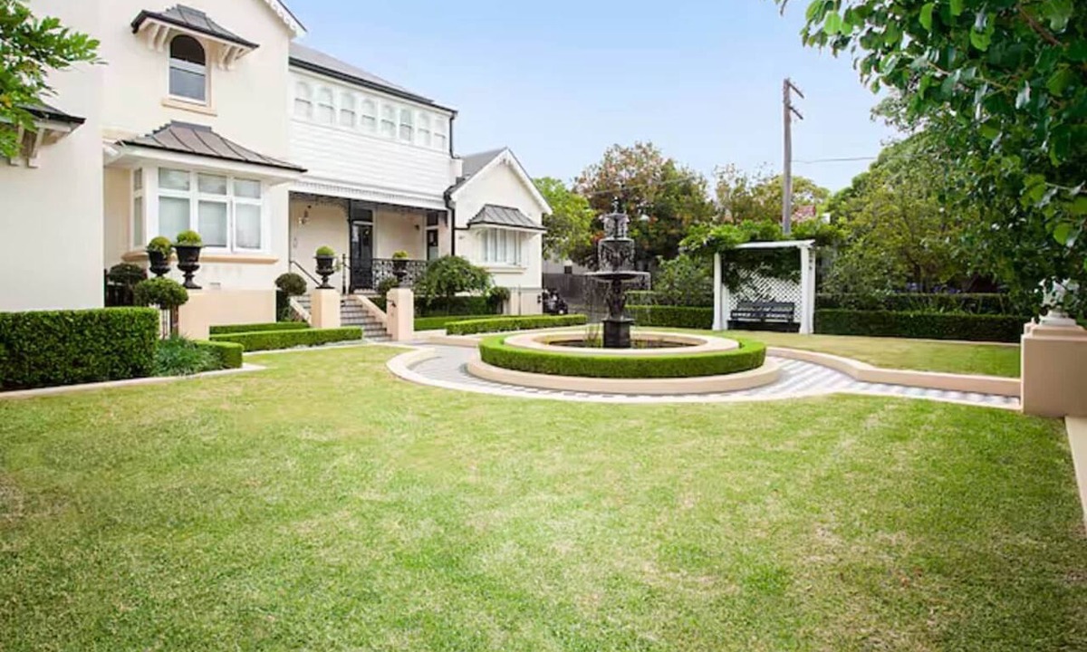Lewisham Apartment | Inner-West Studio in a Perfect Location