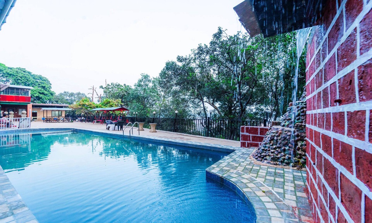 Matheran Hotel | Itsy Hotels Sun N Shade