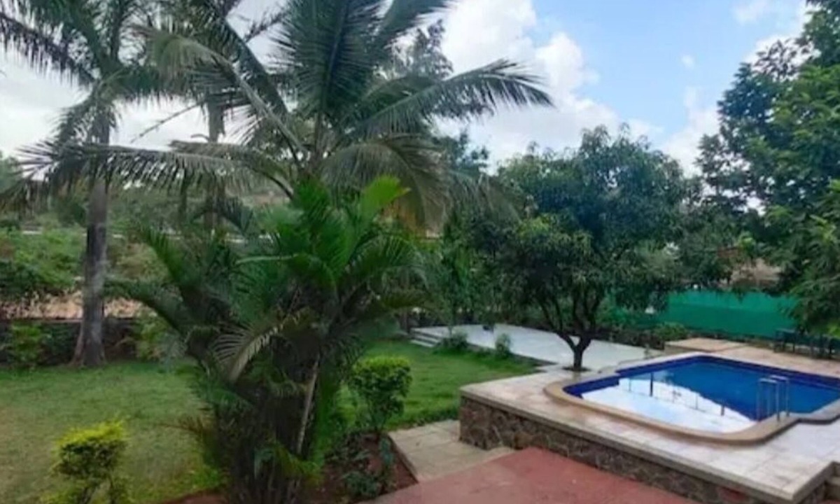 Gurugram House | JHA FARMS IS BEST