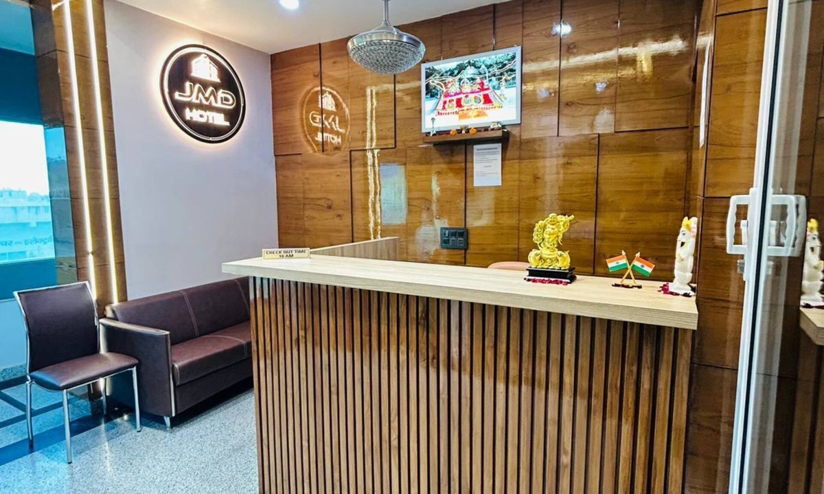 Gurugram Hostel | JMD HOTEL