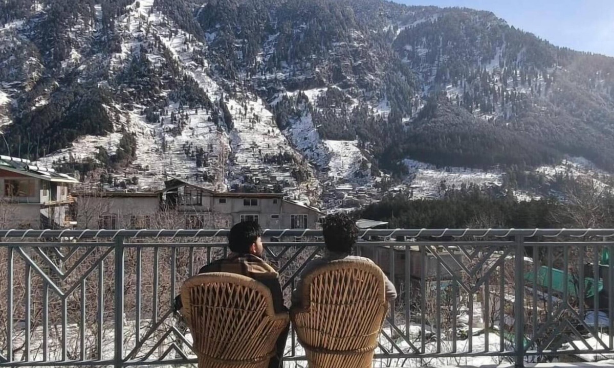 Old Manali Hostel | Joey's hostel.