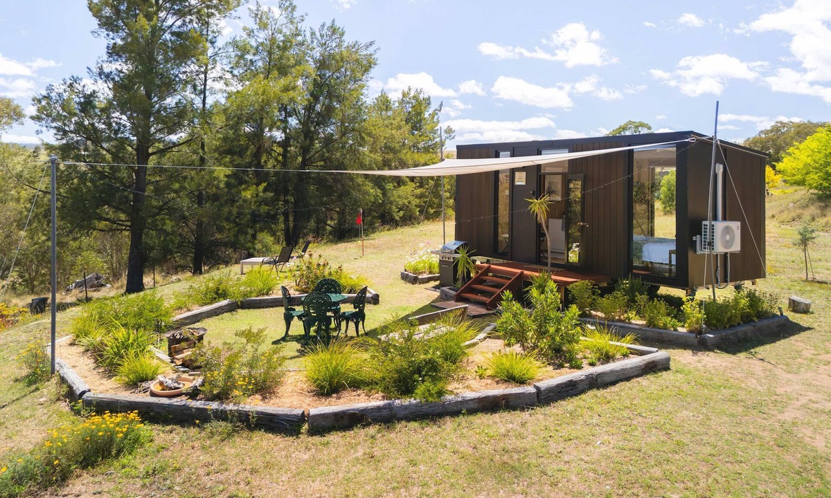 Kanimbla House | Kanimbla Sunsets by Tiny Away