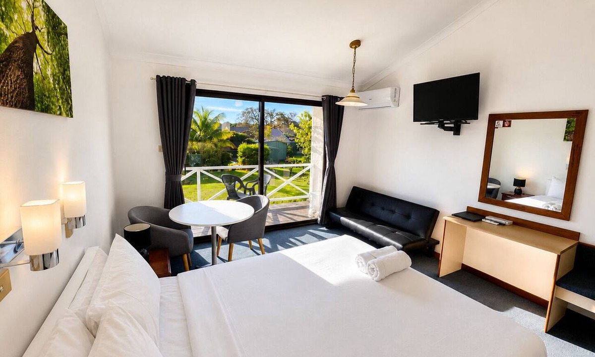 Pemberton Hotel | Karri Forest Motel