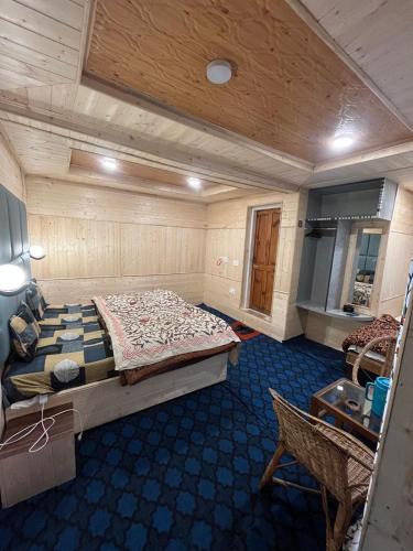 Laripora House | Kashmir cottage