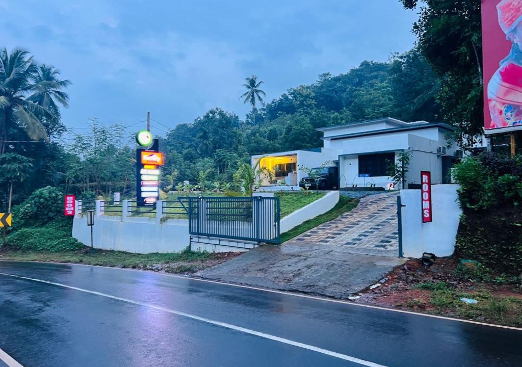 Thalassery House | Kavery resort