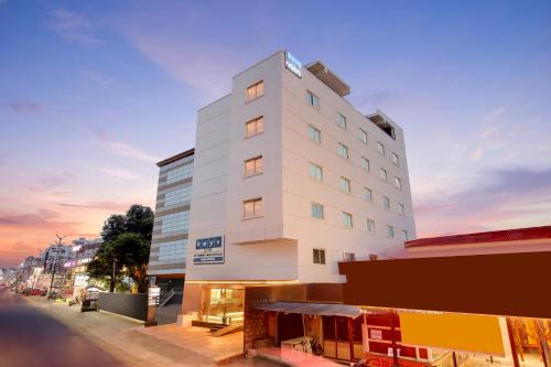 Vijayawada Hotel | Keys Lite by Lemon Tree Hotels, Krishna, Vijayawada
