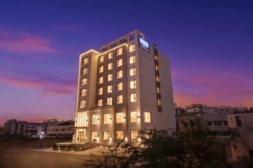 Vadodara Hotel | Keys Select By Lemon Tree Hotels, Vadodara