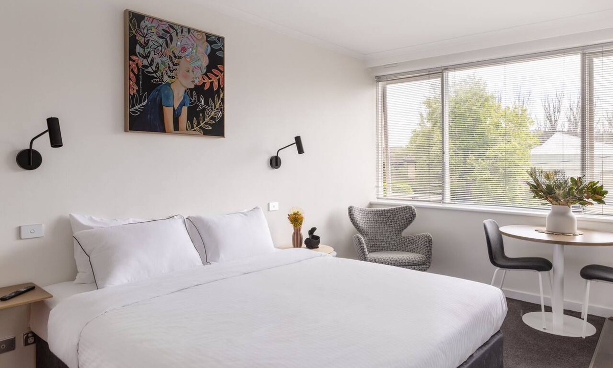 Saint Kilda South Apartment | King Studio Apartment at MAC St Kilda
