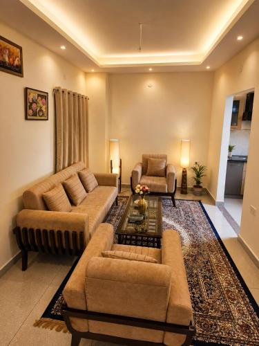 Rishikesh Apartment | Koteshwaram home by Shefali