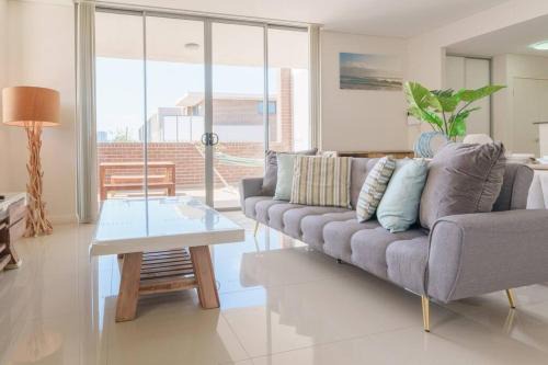 Hillsdale Apartment | KozyGuru | Hillsdale | 3 Bedroom APT