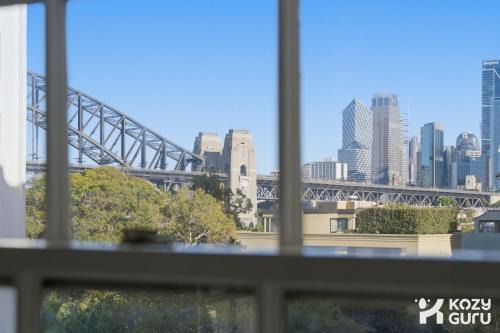 McMahons Point Apartment | KozyGuru | MacMahons Point | Harbour Breeze Escape