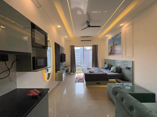 Greater Noida Apartment | Kremlin Luxury Studios