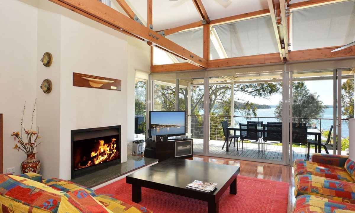 Morisset Park House | Lake Macquaries' Edgewater Escape at Morisset Memories