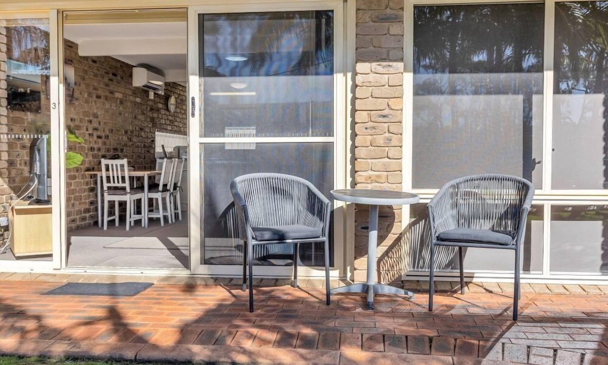 Merimbula Cabin | Lakeside Apartments - Ground floor