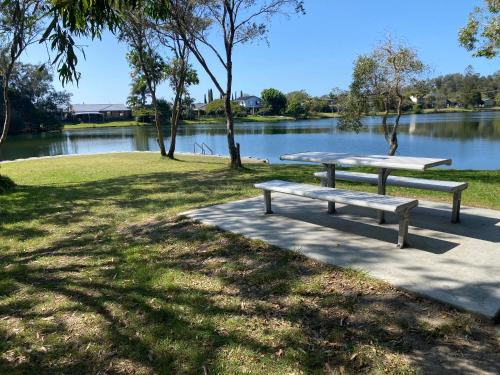 Yamba House | Lakeside Riverfront Yamba 1-2 Small Pet Friendly