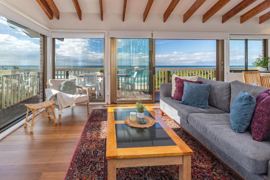 Blueys Beach House | Lawsons at Blueys
